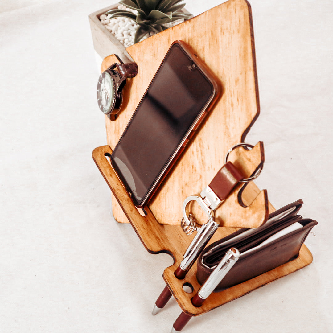 Men's accessory and Phone stand